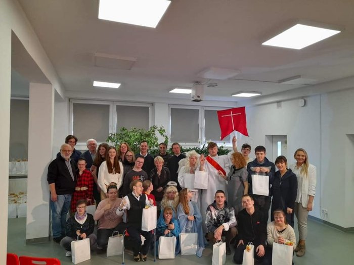 Pamiątkowe zdjęcie wszystkich uczestników.