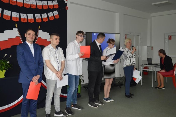 Montaż słowno-muzyczny o patriotycznej wymowie.